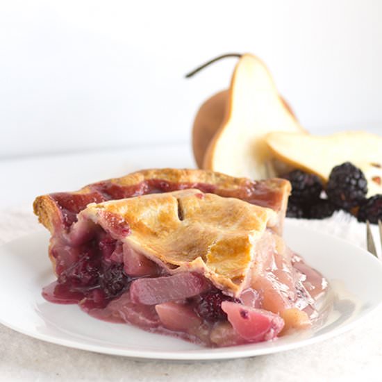 Blackberry Pear Pie