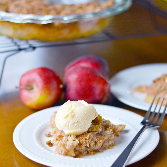 Dutch Apple Pie