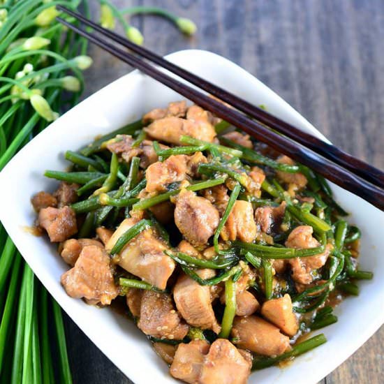 Nira Chive Chicken Stir Fry