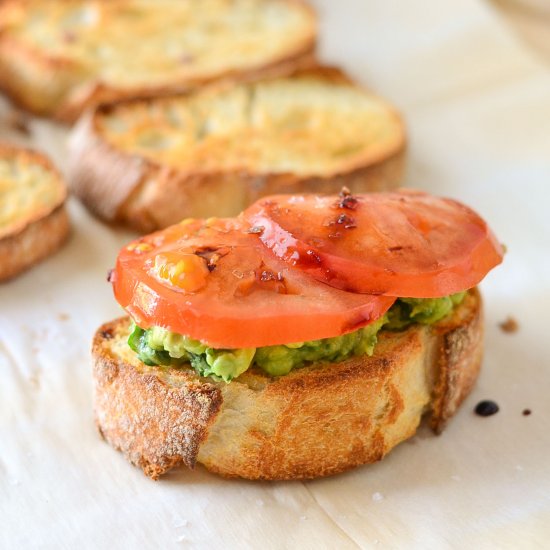 Avocado Toast w/ Kale Guacamole