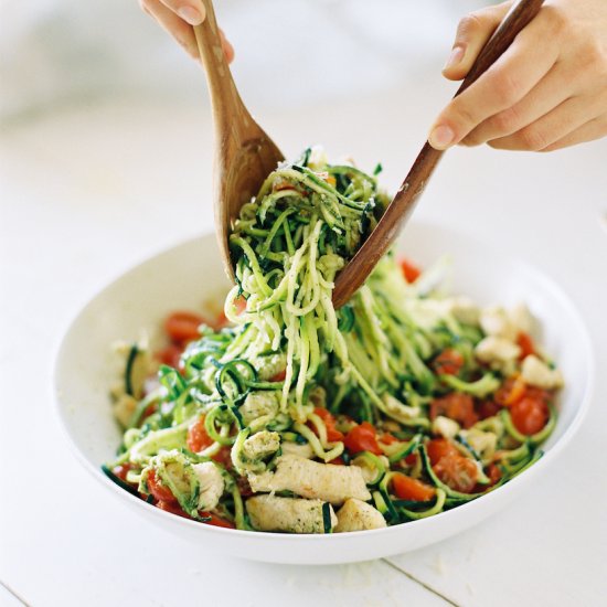 Zucchini Noodle Pesto Pasta