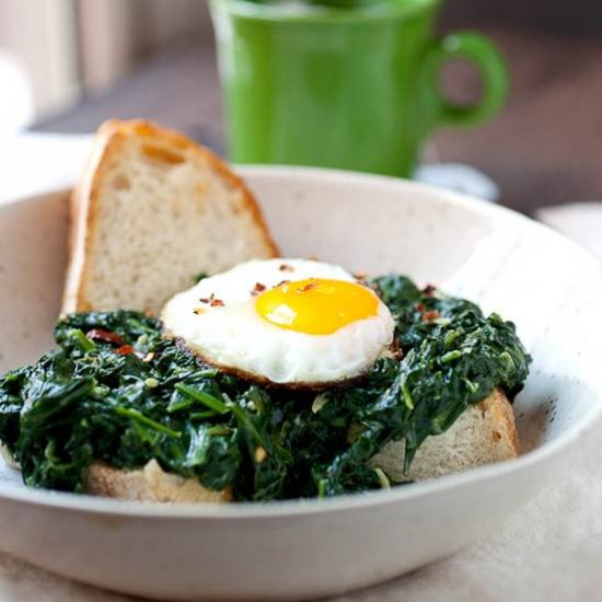 Creamed Spinach Breakfast Bowls