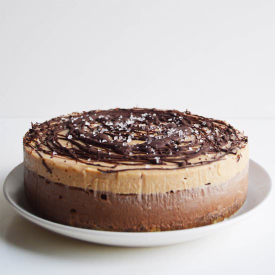 Vegan Chocolate Caramel Cheesecake