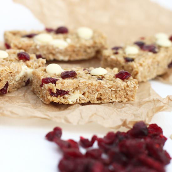 White Chocolate & Cranberry Cereal Bars