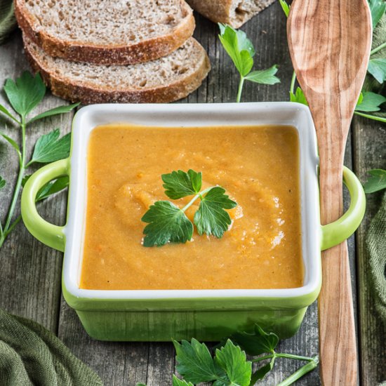 Spicy Carrot-Zucchini Soup