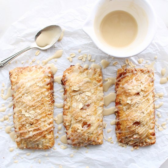 Oatmeal Crusted Apple Hand Pies