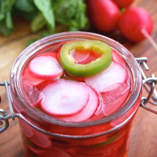 Quick, Spicy Pickled Radishes