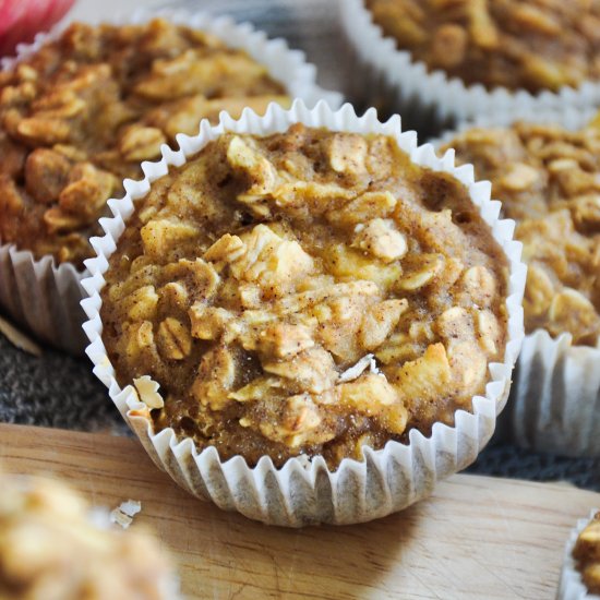 Apple Oatmeal Muffins