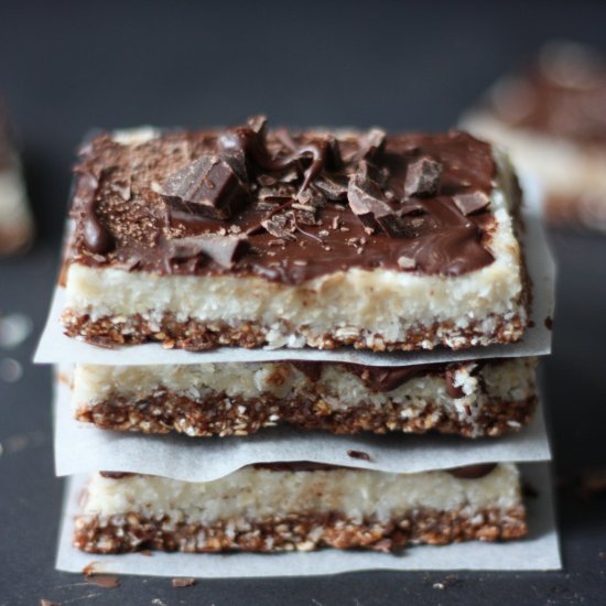 No-bake Coconut Protein Bars