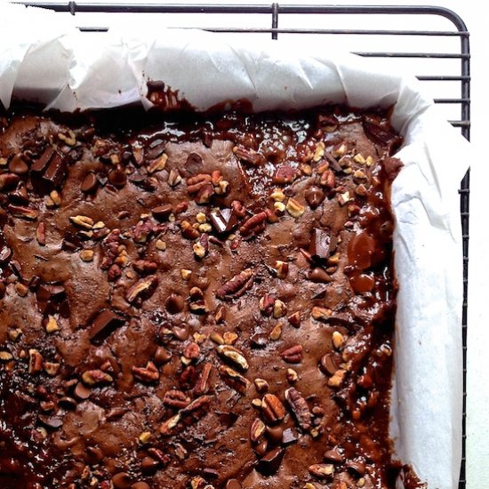 Salted Caramel Turtle Brownies