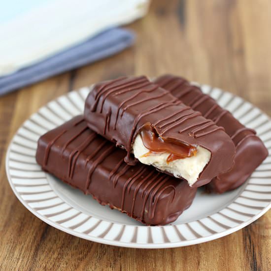 Homemade Snickers Ice Cream Bars