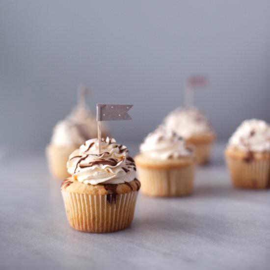 SALTED VANILLA TRUFFLE CUPCAKE