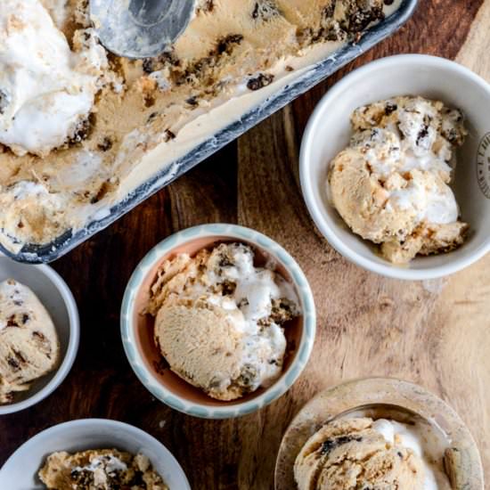 Cookies and Cream Pumpkin Ice Cream