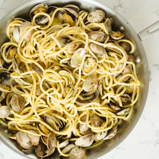 Easy Pasta with Clams