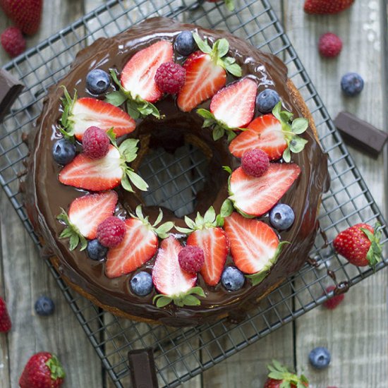 Chocolate&Berries Angel Food Cake