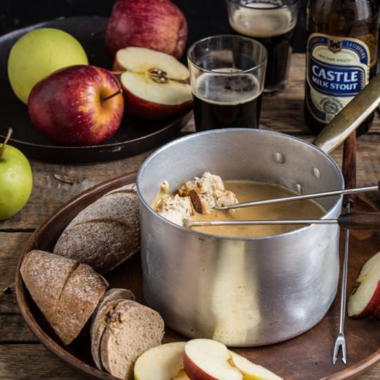 Cheddar & stout fondue