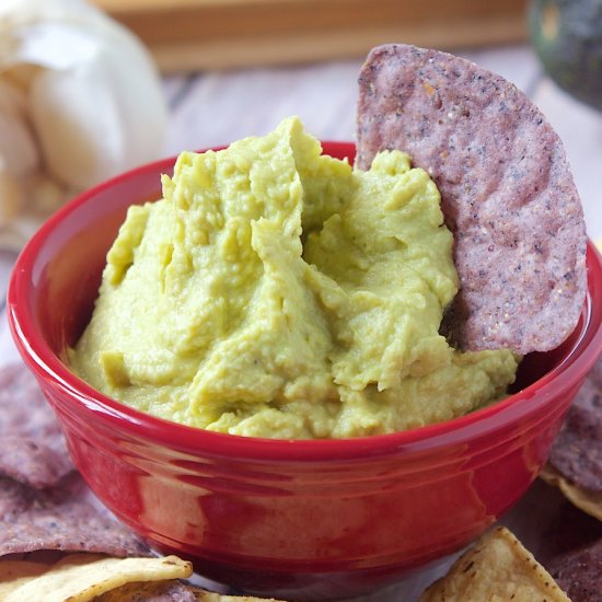 Easy Avocado Hummus