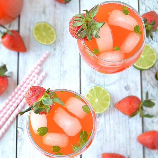 Fresh Strawberry Mint Lemonade