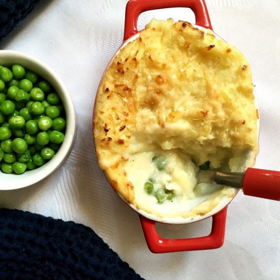 Fish Pie with Peas and Mash Topping