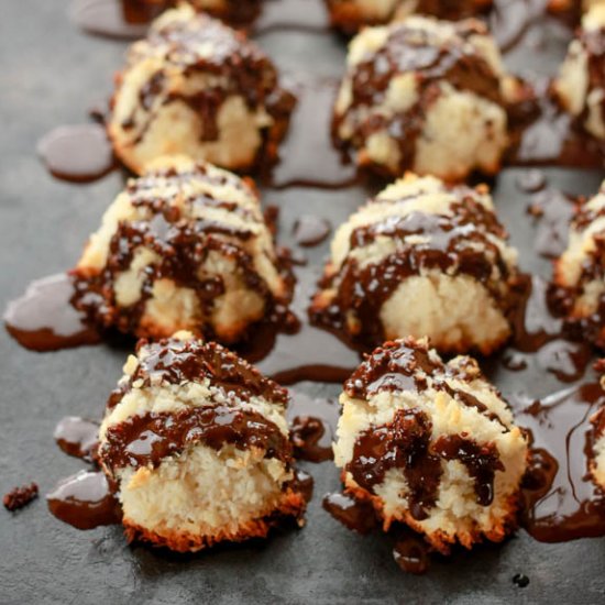 Paleo Coconut Macaroons