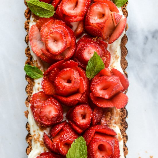 5 Ingredient Strawberry Rose Tart