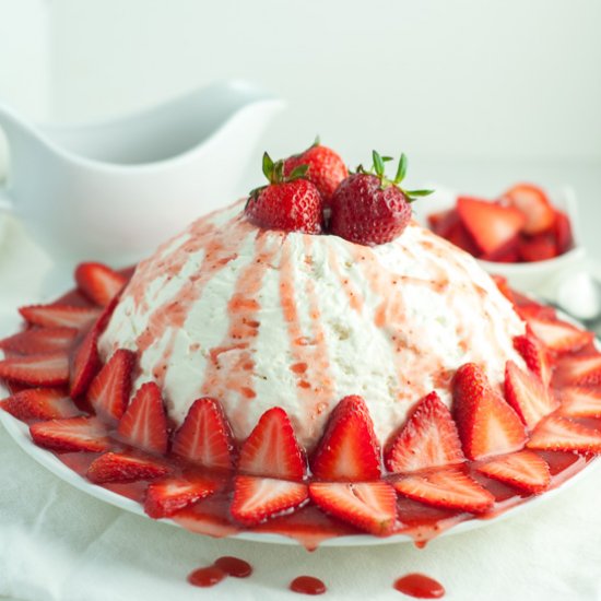 Fresh Strawberry Coeur a la Creme