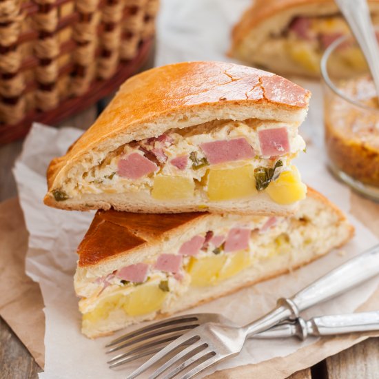 Picnic Potato, Ham & Cheese Pie