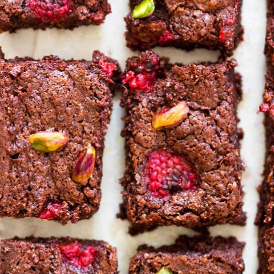 Pistachio Raspberry Brownies