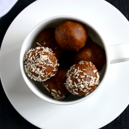 Almond Rum Ball