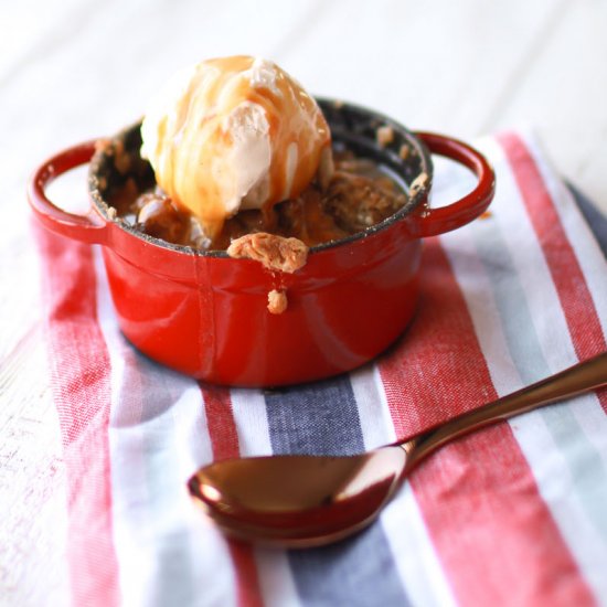 Salted Caramel Apple Crisp