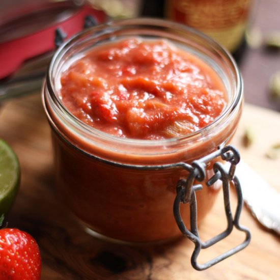 Rhubarb Chutney with Strawberries