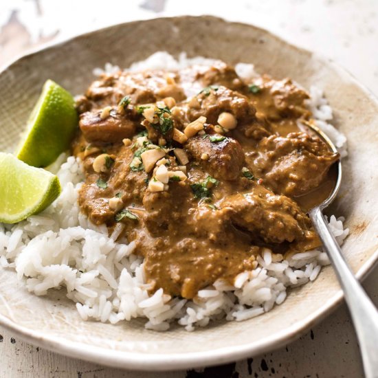 CHICKEN SATAY CURRY