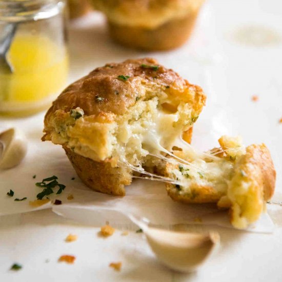 CHEESE & GARLIC MUFFINS