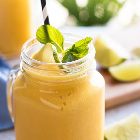 Banana Mango Smoothie