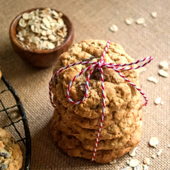 Soft Chocolate Chip Oatmeal Cookies