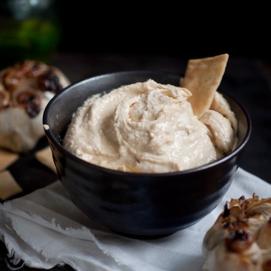 Roasted Garlic Hummus