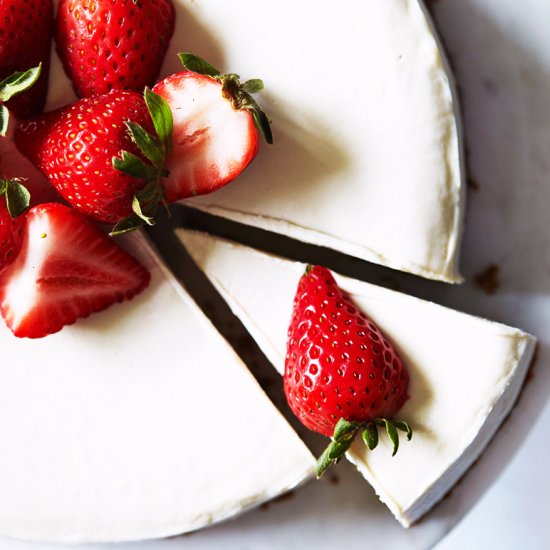 Vegan Strawberry Cheesecake