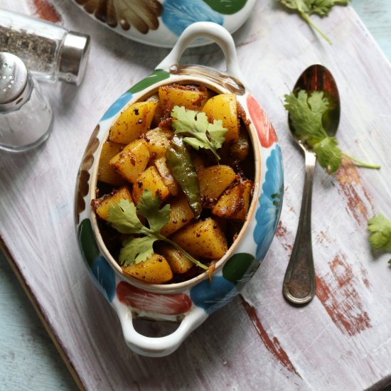 ACHARI ALOO | STIR-FRIED POTATOES