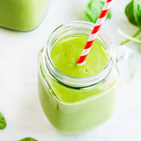 Green Superfood Coconut Smoothie