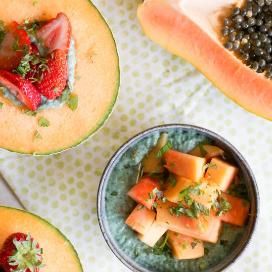 Spirulina Chia Pudding with Papaya