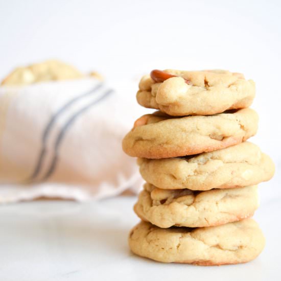 Butterscotch Pretzel Cookies