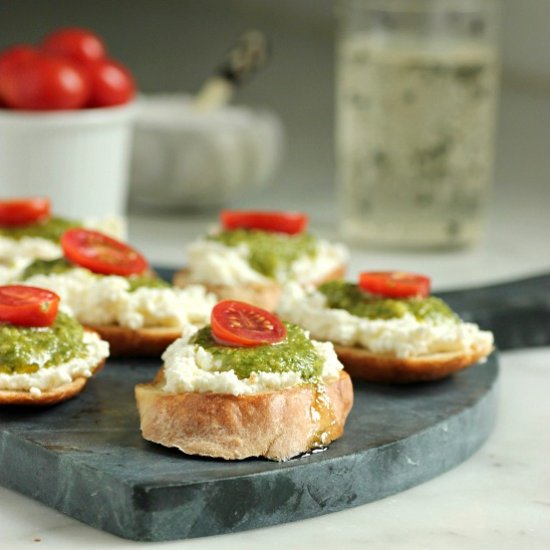 Fresh Ricotta and Pesto Toasts