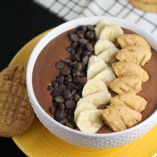 Peanut Butter Cup Smoothie Bowl