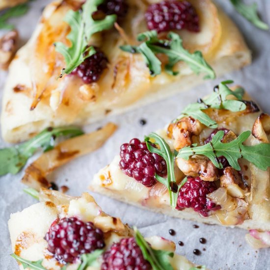 Blackberry & Brie Mini Pizzas