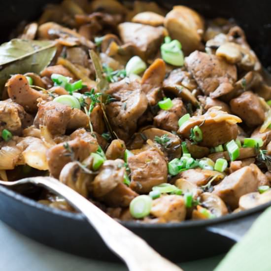 One-Pan Chicken in Mushroom Sauce