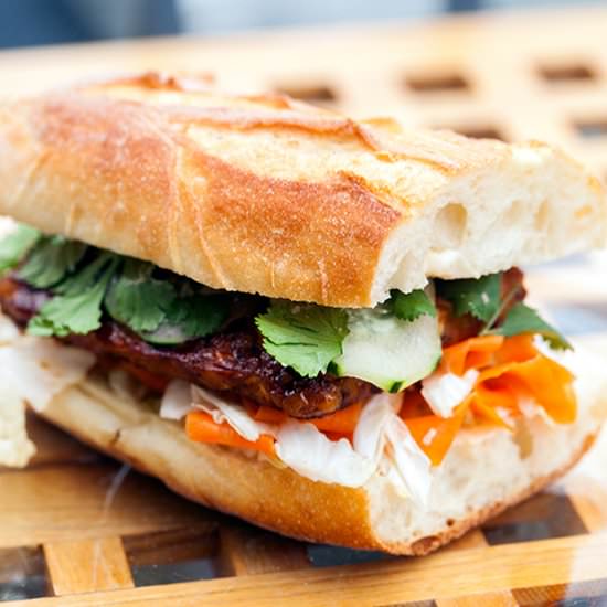 BBQ Tempeh Banh Mi