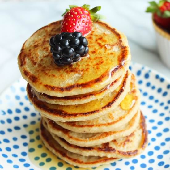 Banana Oat Pancakes