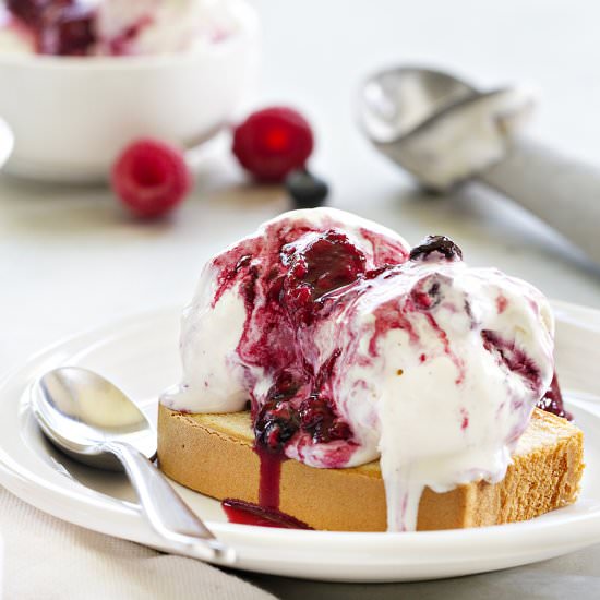 Roasted Berry Vanilla Ice Cream