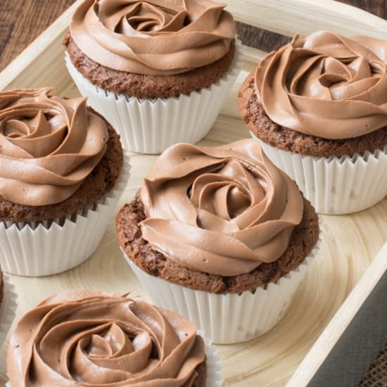 Easy Nutella Cupcakes