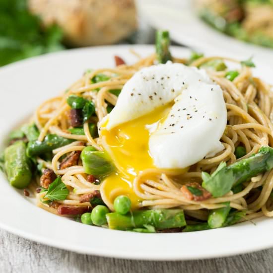 Spring Pasta with Bacon and Egg